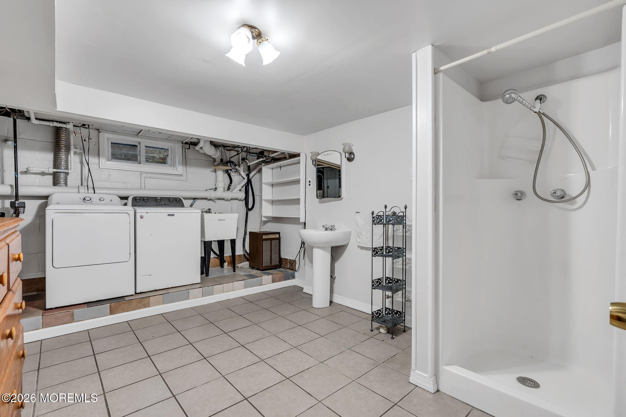 37 Highland Avenue Leonardo NJ 07737
