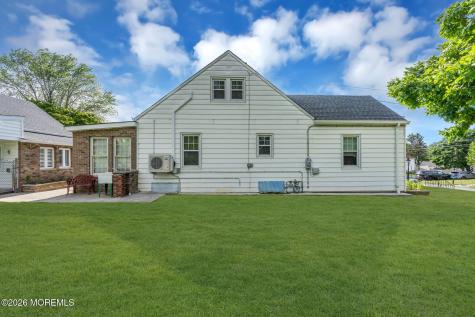 37 Highland Avenue Leonardo NJ 07737