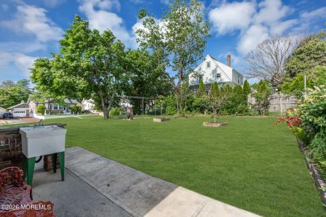 37 Highland Avenue Leonardo NJ 07737