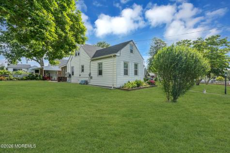 37 Highland Avenue Leonardo NJ 07737