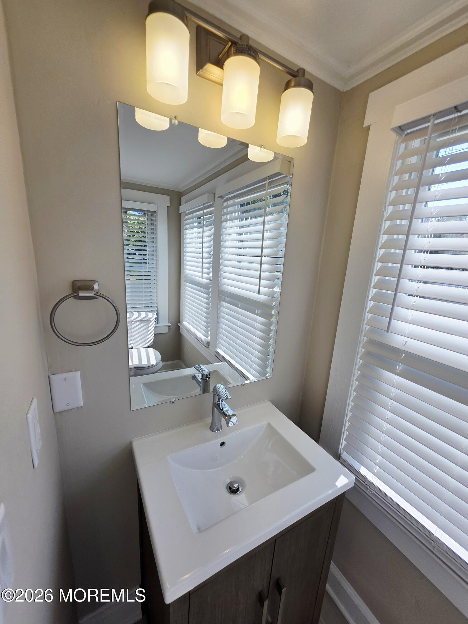 39 E Sunset Avenue Red Bank NJ 07701