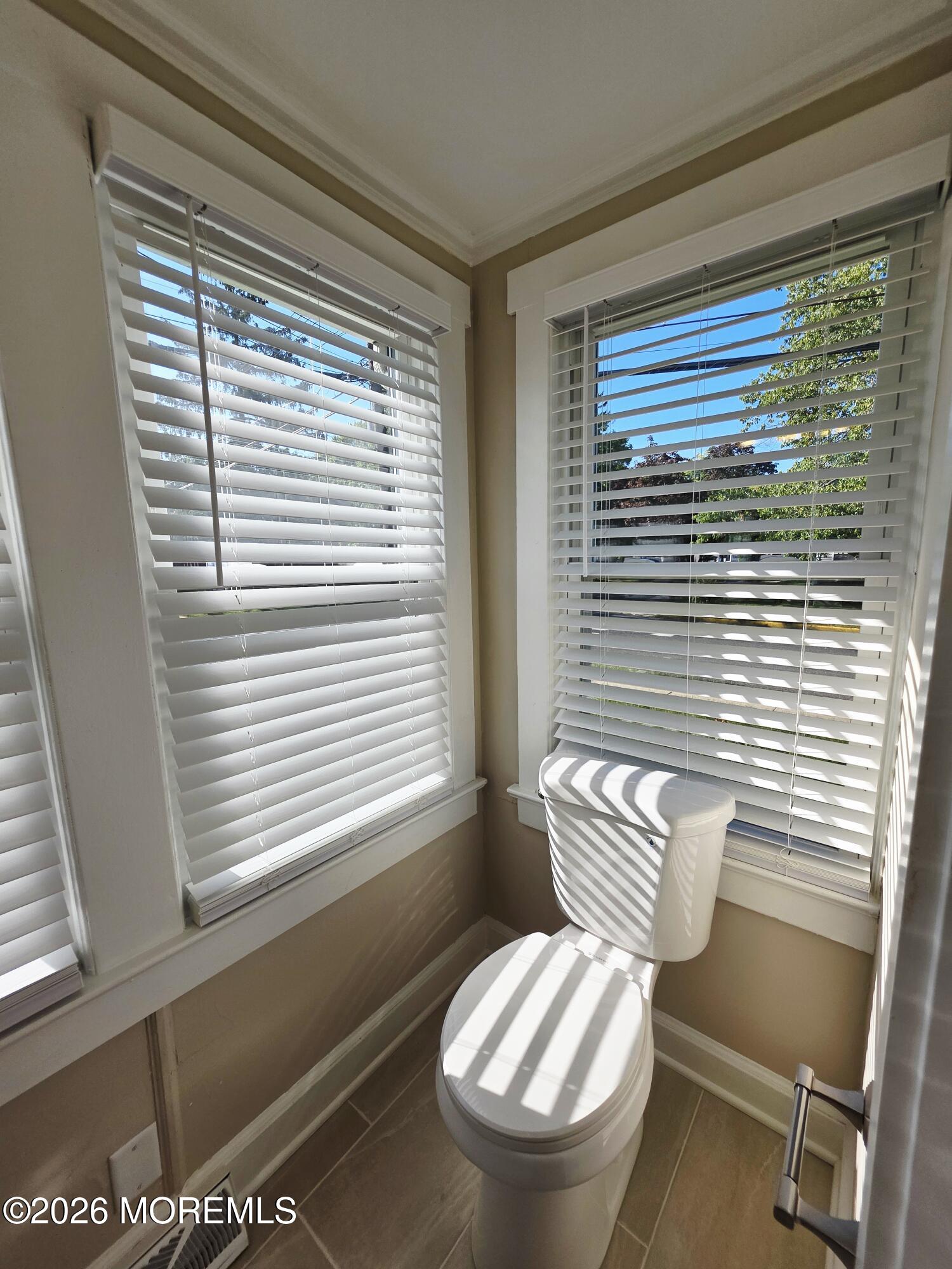 39 E Sunset Avenue Red Bank NJ 07701
