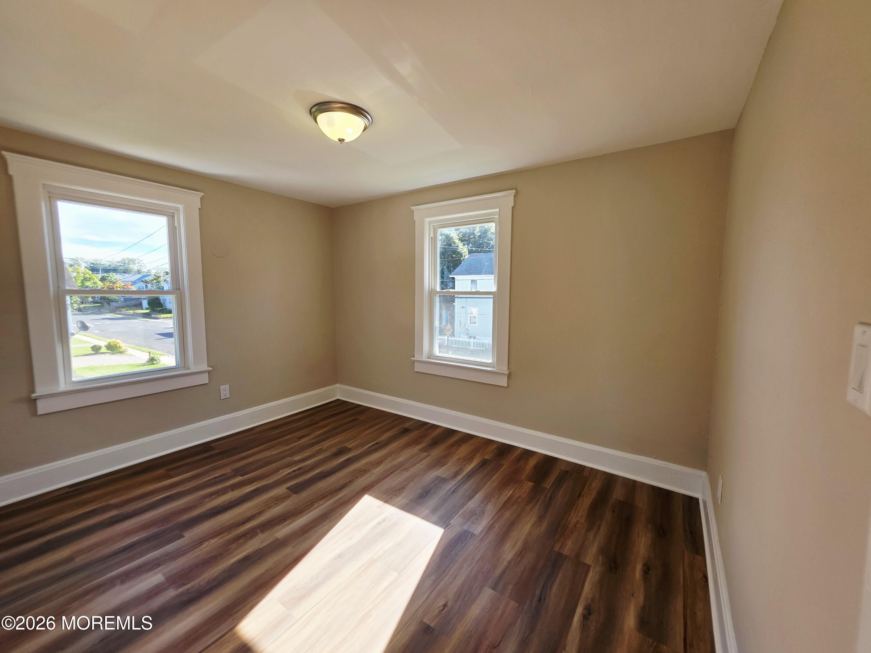 39 E Sunset Avenue Red Bank NJ 07701
