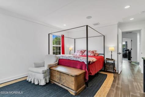 24 Catherine Street Red Bank NJ 07701