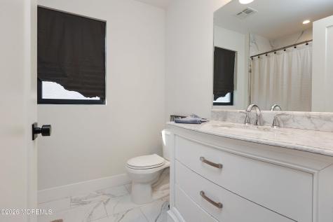35 Alberta Avenue North Middletown NJ 07748
