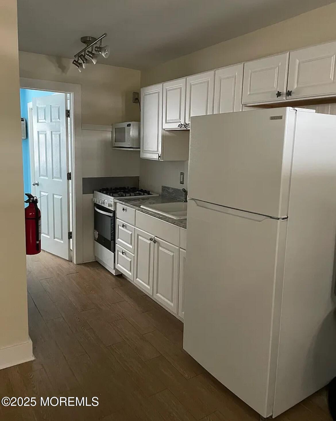 2204 Grand Central Avenue Lavallette NJ 08735
