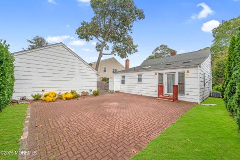 2203 3rd Avenue Spring Lake NJ 07762