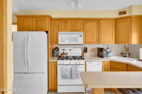 2203 3rd Avenue Spring Lake NJ 07762