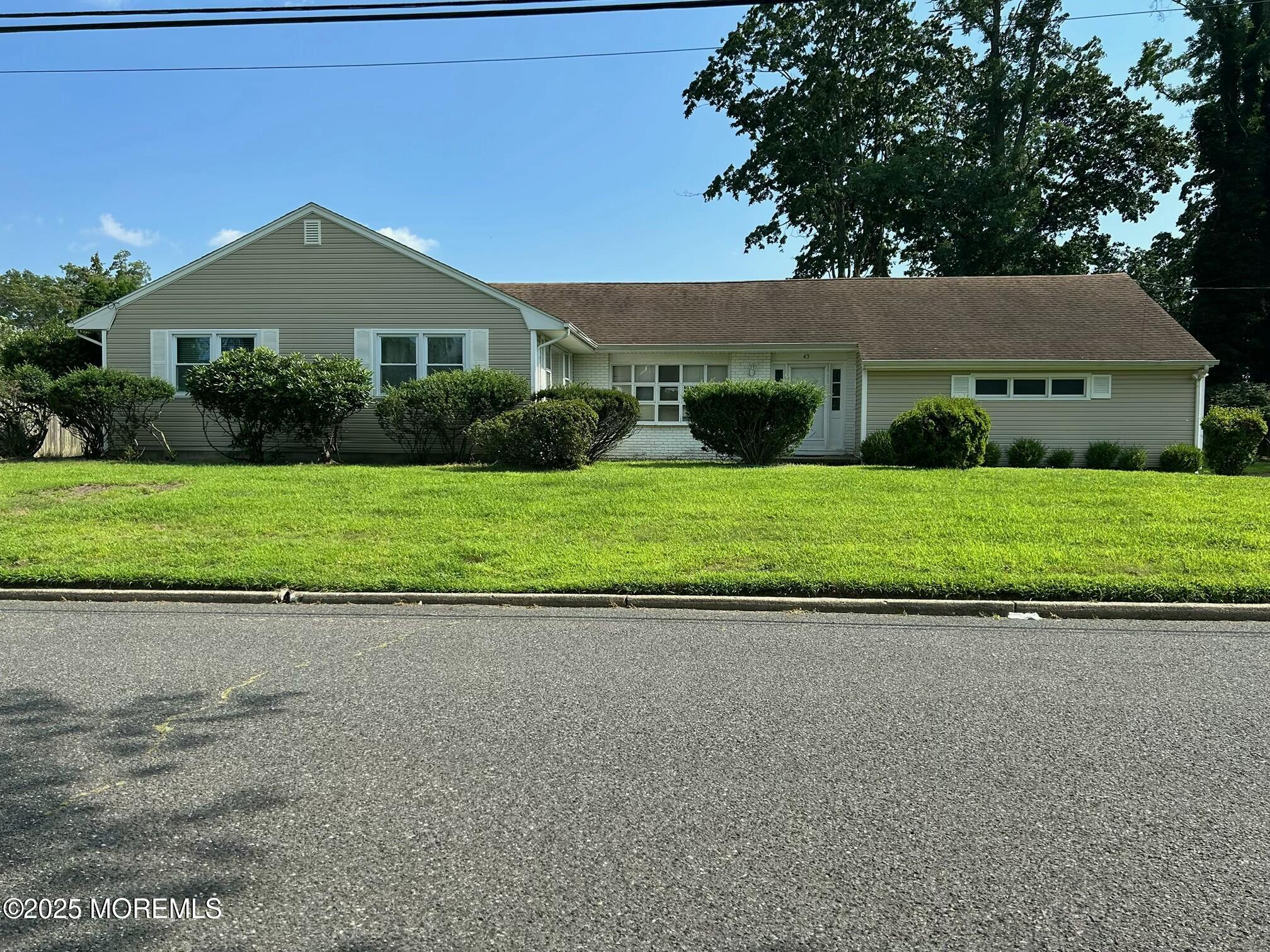 43 Dwight Drive Oakhurst NJ 07755