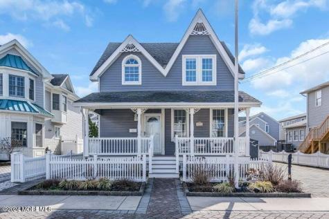 12 Reese Avenue Lavallette NJ 08735