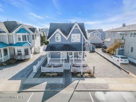 12 Reese Avenue Lavallette NJ 08735