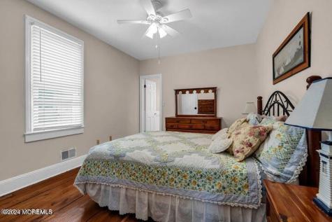 12 Reese Avenue Lavallette NJ 08735