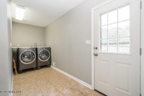1 Kari Court Jackson NJ 08527
