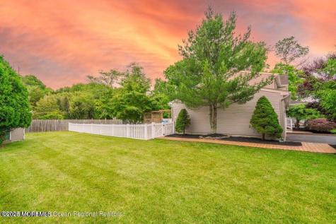 1 Kari Court Jackson NJ 08527