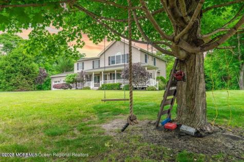 1 Kari Court Jackson NJ 08527