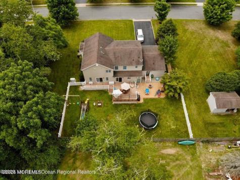 1 Kari Court Jackson NJ 08527