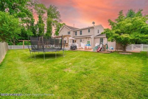 1 Kari Court Jackson NJ 08527