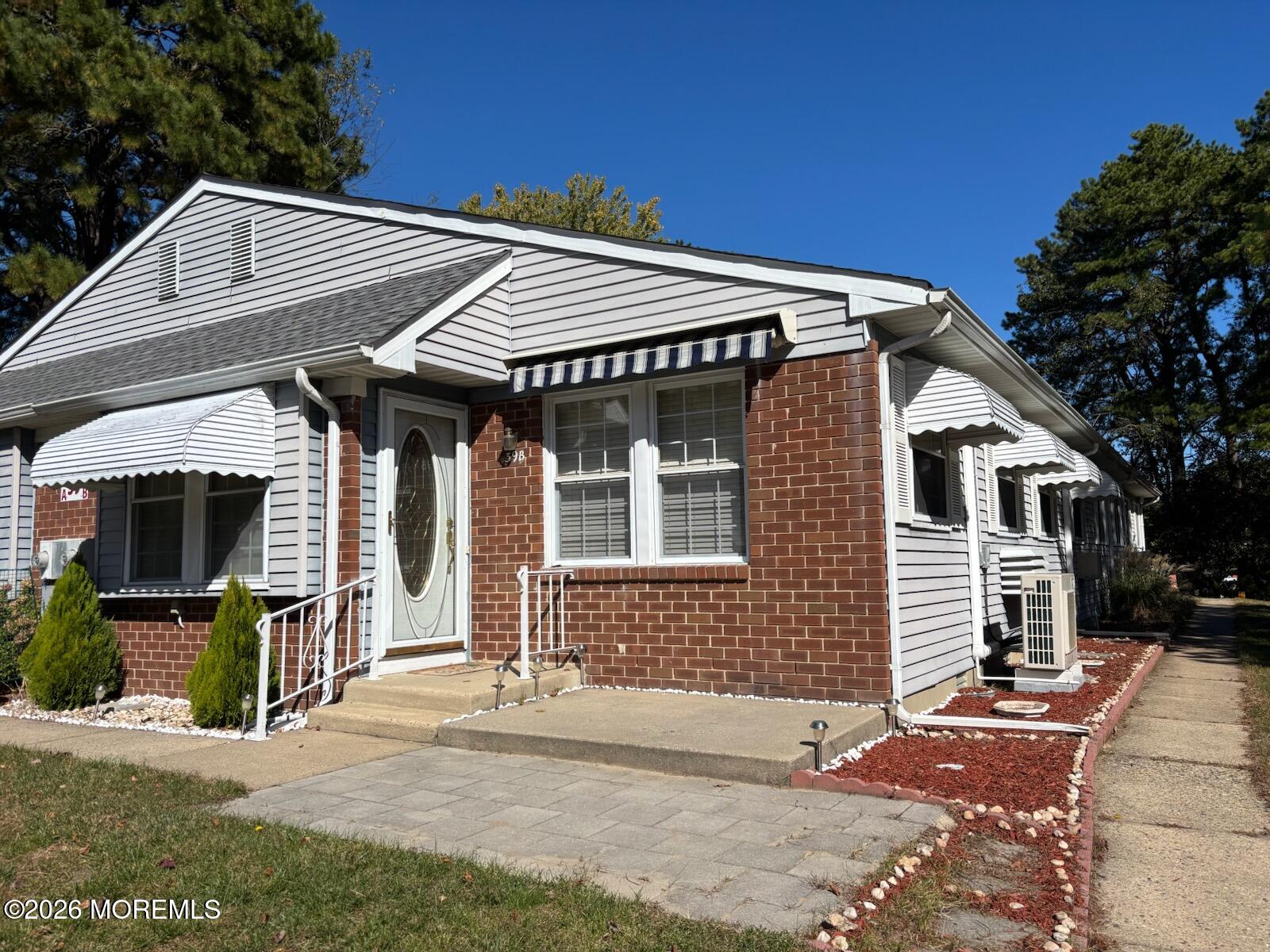 39 Stonybrook Road Whiting NJ 08759