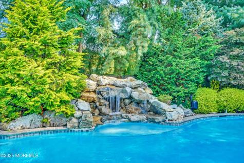 25 Muncy Drive West Long Branch NJ 07764