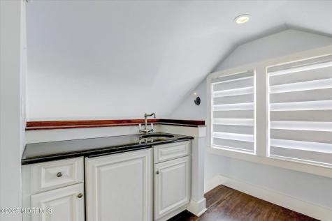 603 Laurel Avenue West Allenhurst NJ 07711