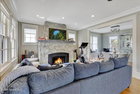 603 Laurel Avenue West Allenhurst NJ 07711