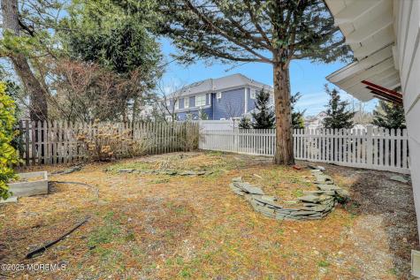 603 Laurel Avenue West Allenhurst NJ 07711