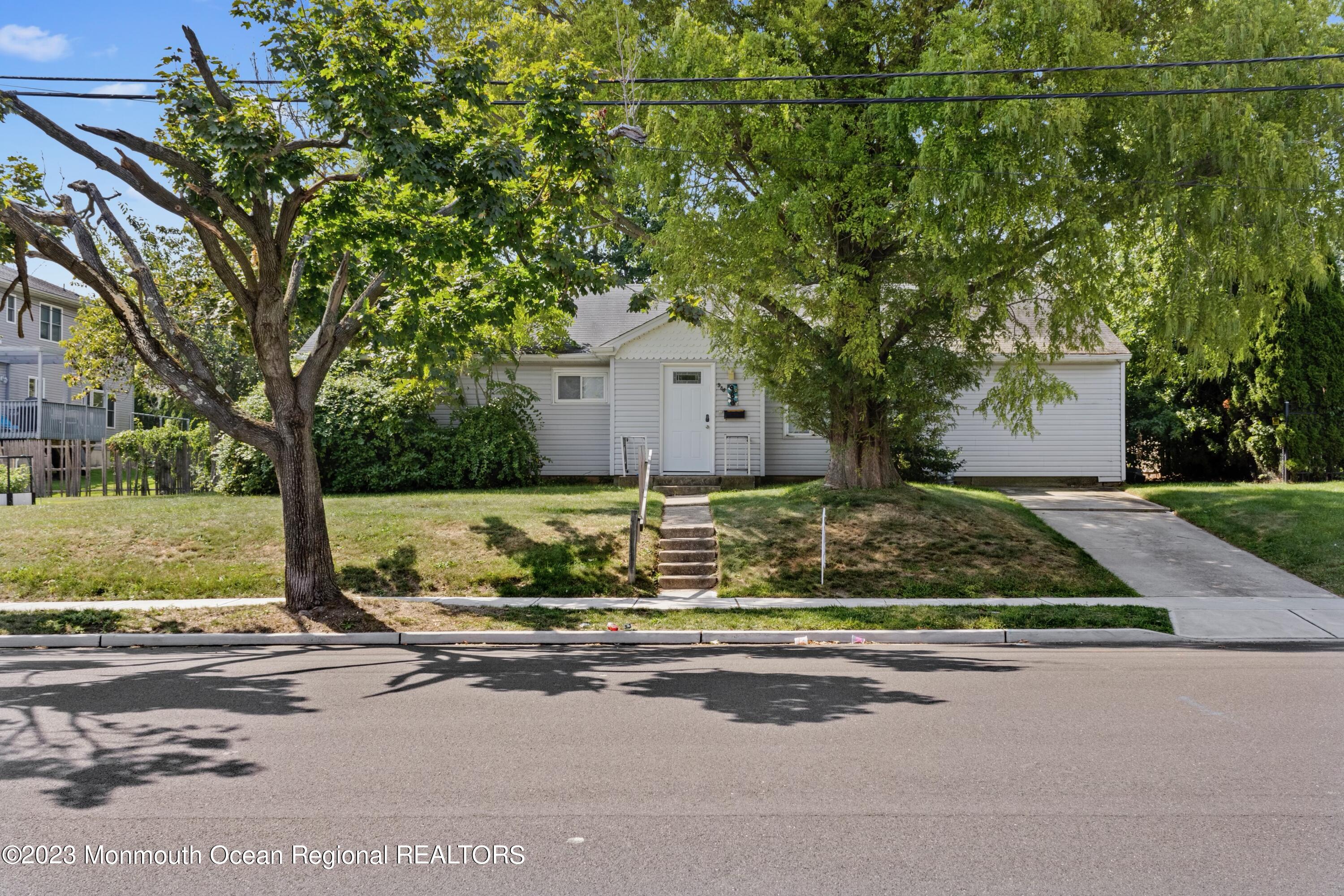 988 Woodgate Avenue Long Branch NJ 07740