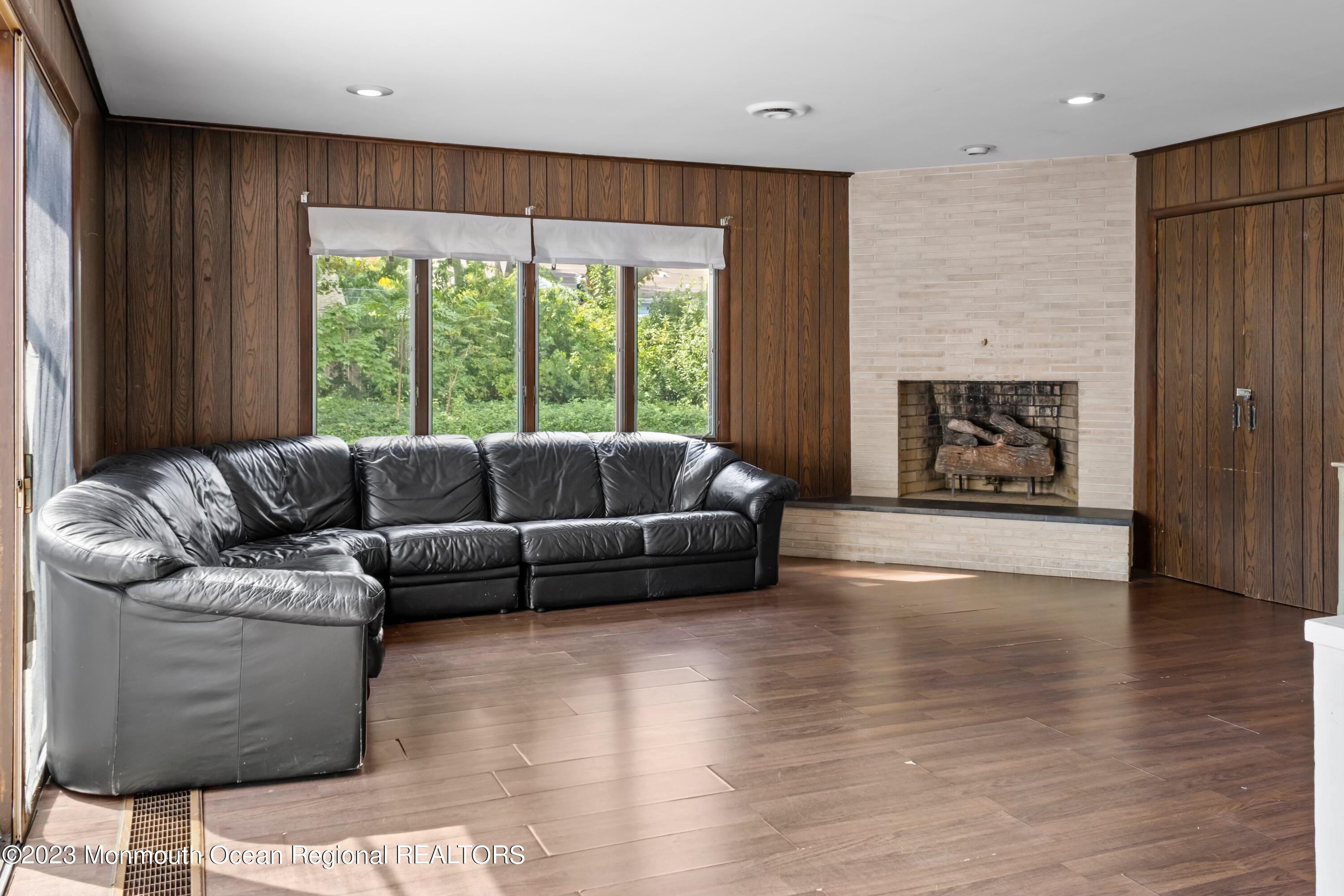 988 Woodgate Avenue Long Branch NJ 07740