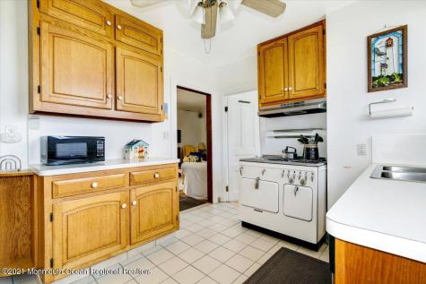 15 Riverview Road Monmouth Beach NJ 07750
