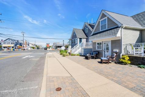 407 Grand Central Avenue Lavallette NJ 08735