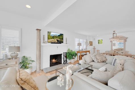 973 Ocean Avenue Mantoloking NJ 08738