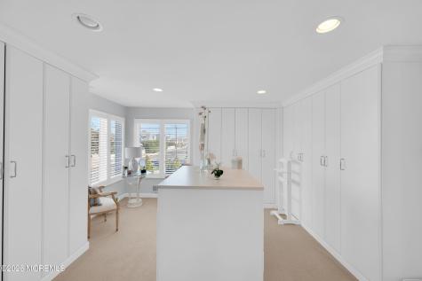 973 Ocean Avenue Mantoloking NJ 08738