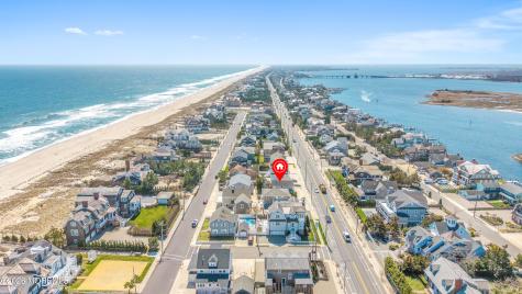 973 Ocean Avenue Mantoloking NJ 08738