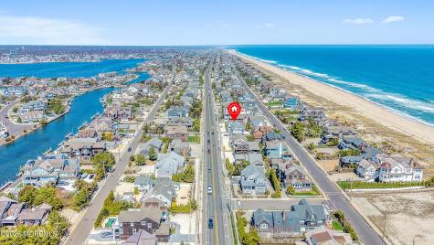 973 Ocean Avenue Mantoloking NJ 08738