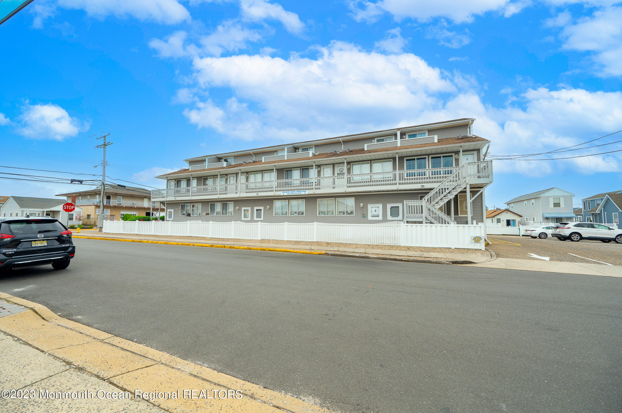 1713 Boulevard Seaside Park NJ 08752