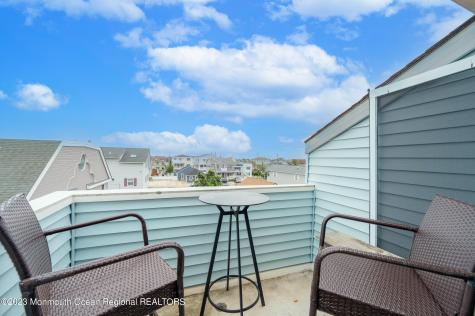1713 Boulevard Seaside Park NJ 08752