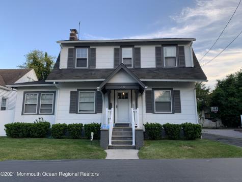 208 Lockwood Place Oakhurst NJ 07755