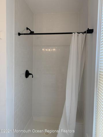 208 Lockwood Place Oakhurst NJ 07755
