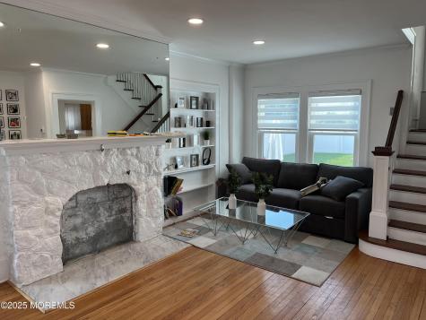 208 Lockwood Place Oakhurst NJ 07755