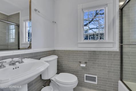 214 Monmouth Avenue Spring Lake NJ 07762