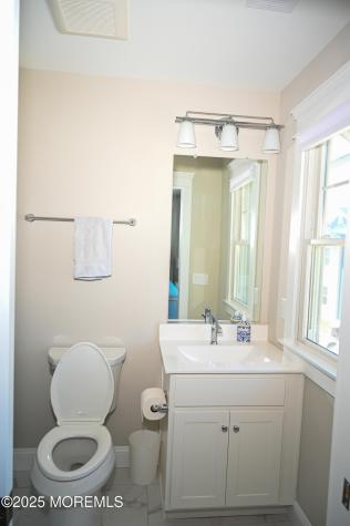 8 Shell Road Mantoloking NJ 08738