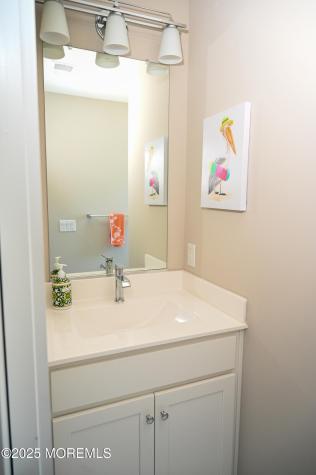 8 Shell Road Mantoloking NJ 08738