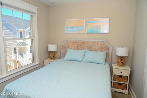8 Shell Road Mantoloking NJ 08738