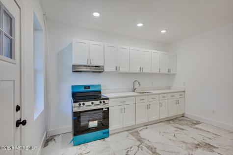 520 E Jersey Street Elizabeth NJ 07206