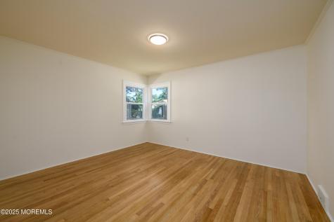 361 Meadowbrook Avenue Eatontown NJ 07724