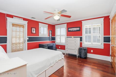 565 Trout Avenue Manasquan NJ 08736