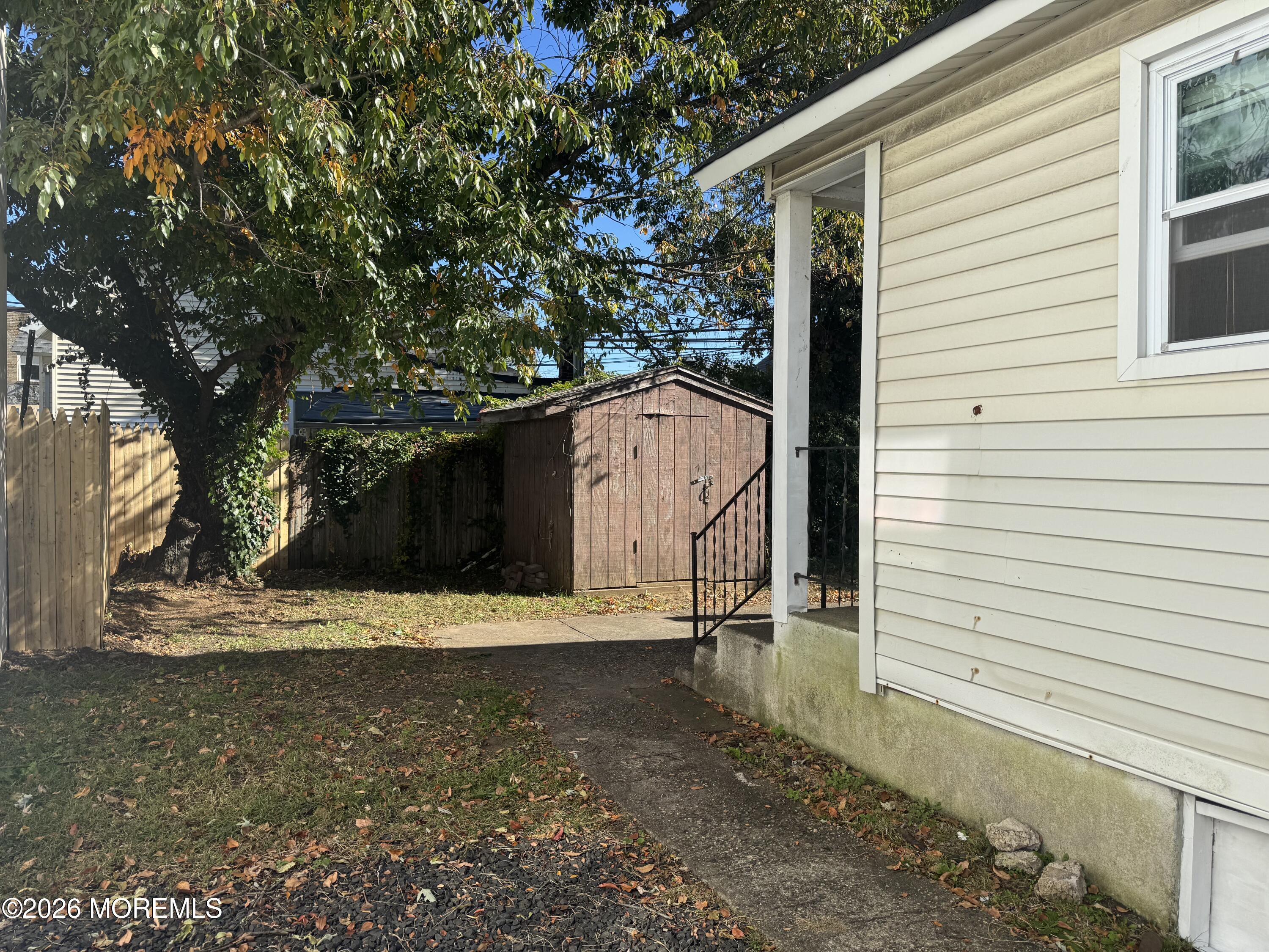16 Randall Place Keansburg NJ 07734