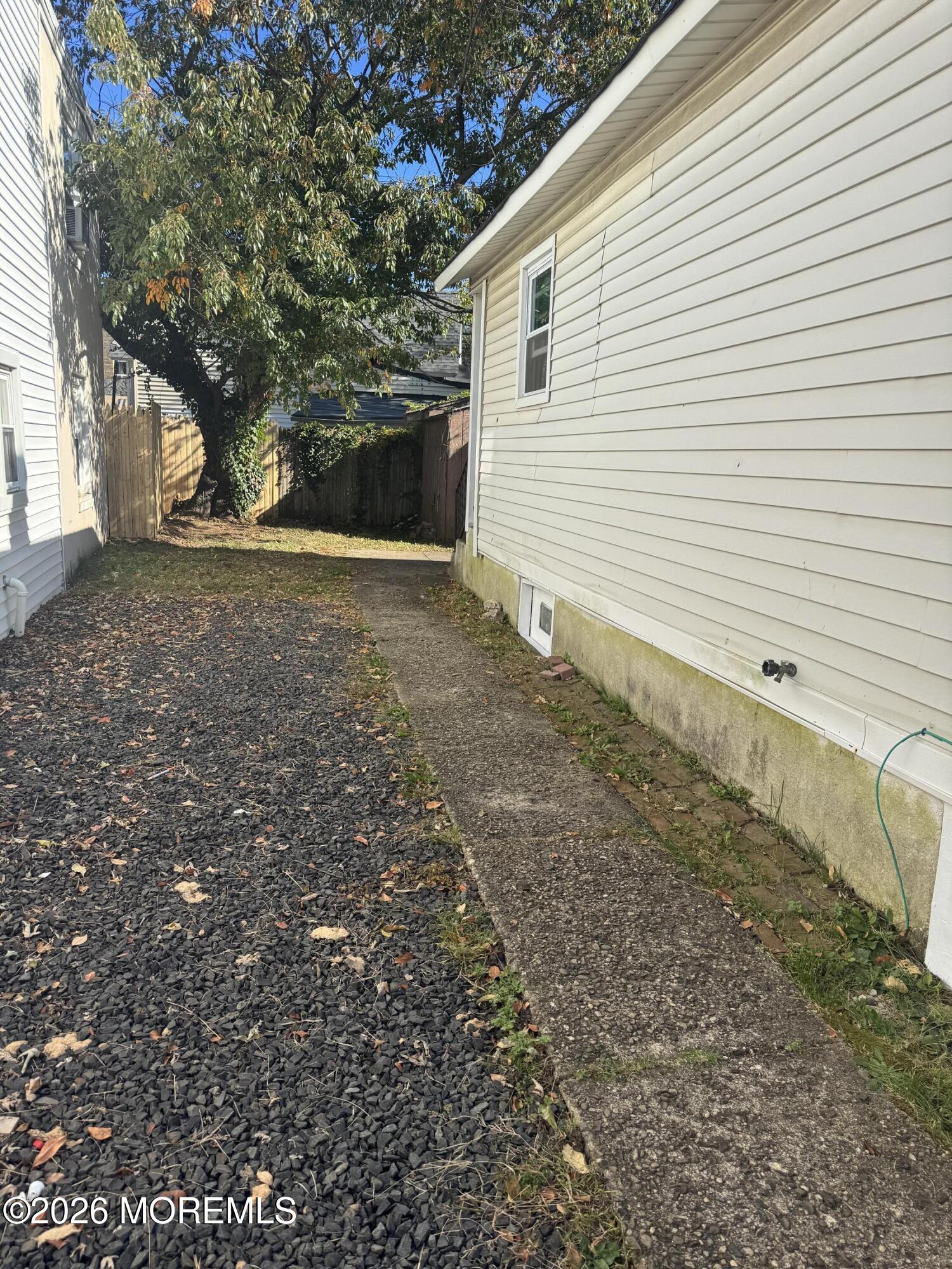 16 Randall Place Keansburg NJ 07734