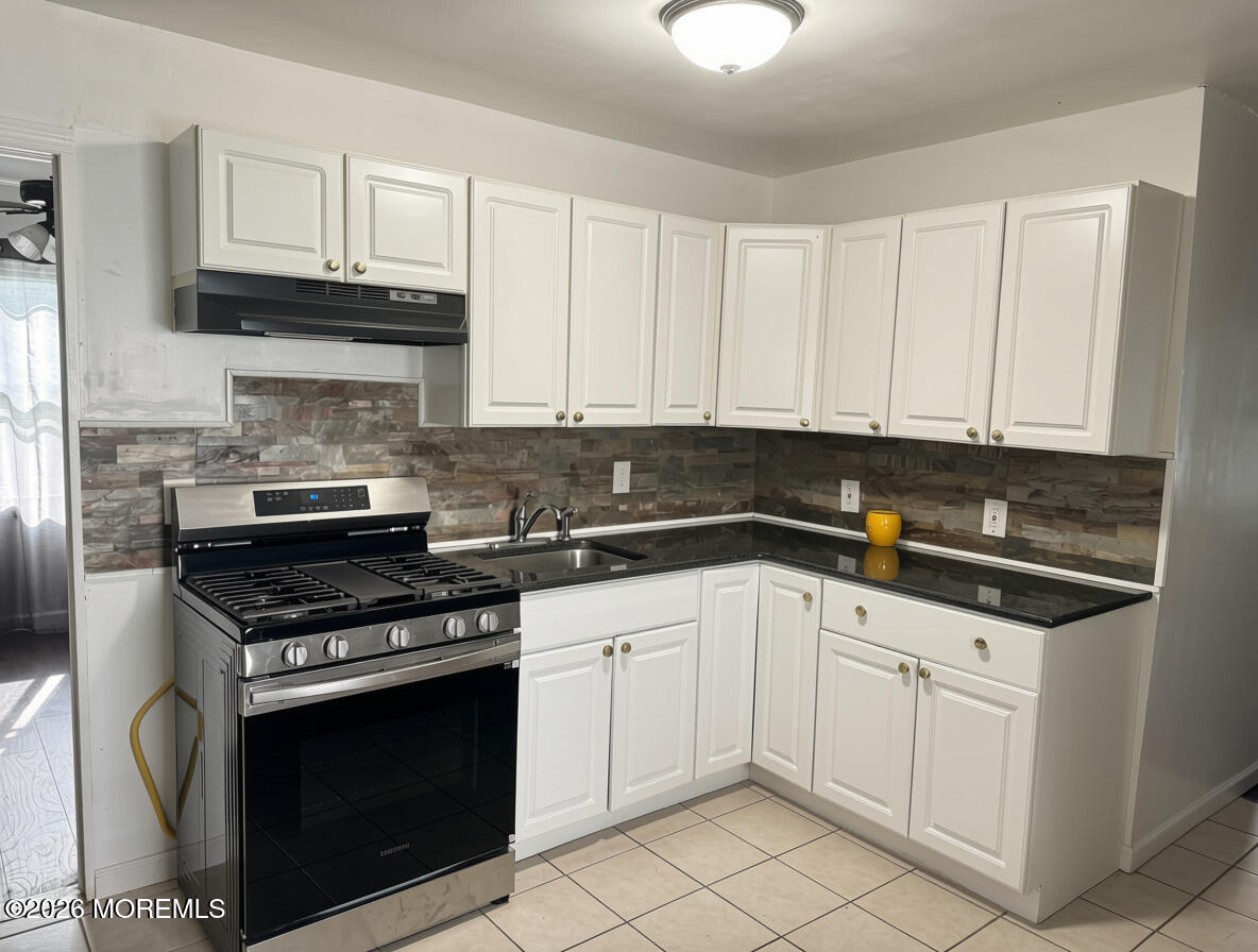 16 Randall Place Keansburg NJ 07734