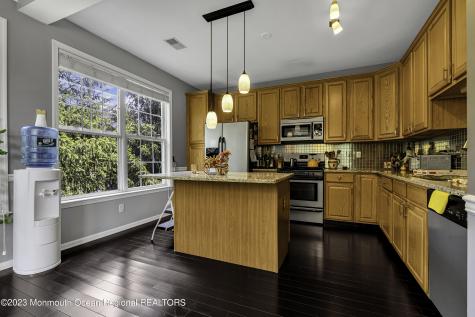 536 St Andrews Place Manalapan NJ 07726